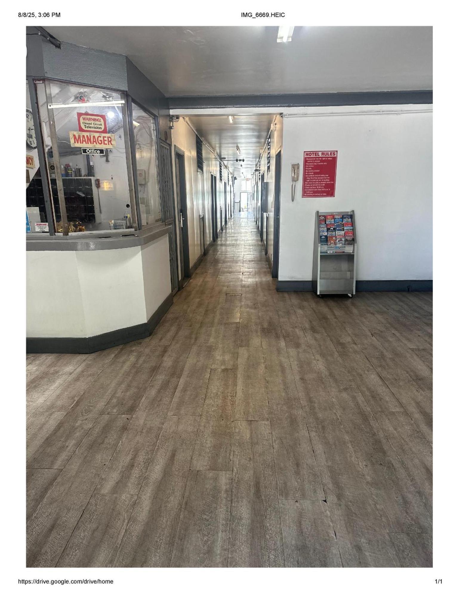 Roxy Hotel — Photos 1